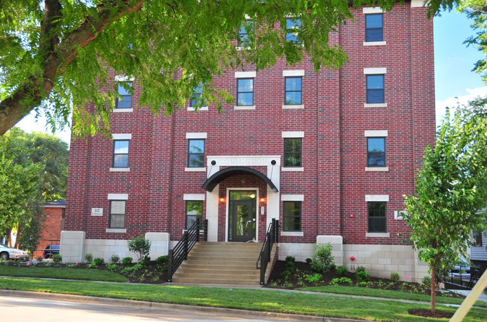 102 W. Cherry, Normal, IL 4 Bedroom